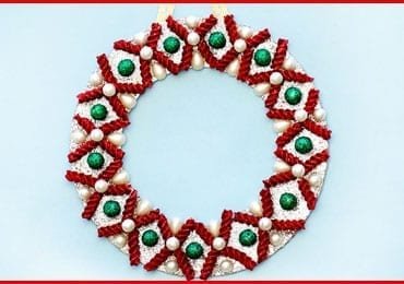 Easy Christmas Wreath Using Pasta